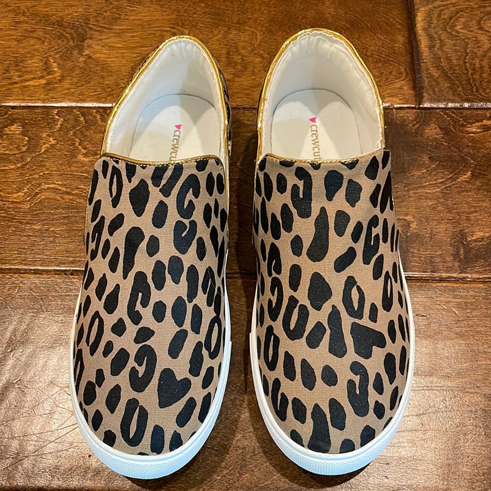 CREWCUTS GIRLS LEOPARD SLIP ON SNEAKERS SIZE 5 NWOT